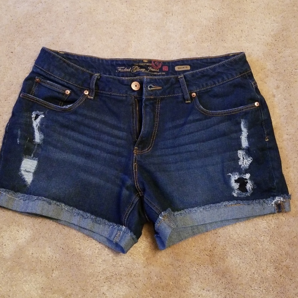 Cute jean shorts
